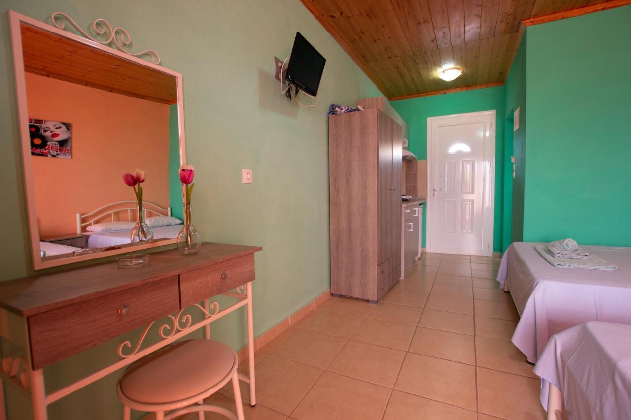Studios Orama Nea Vrasna Bagian luar foto